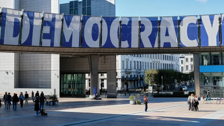 Anuncio 'Democracia en Acción' en el Parlamento Europeo