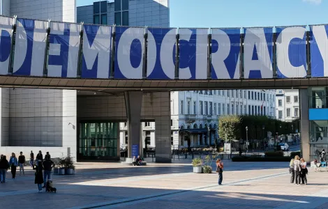 Anuncio 'Democracia en Acción' en el Parlamento Europeo