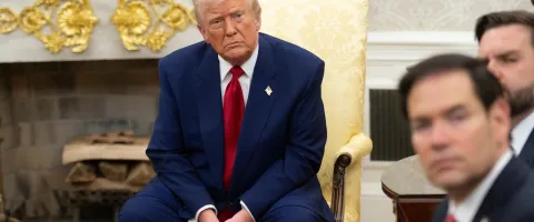 Donald Trump durante una reunión en la Casa Blanca